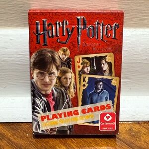 Harry Potter & the Deathly Hallows Playing Cards by Cartamundi, 2010